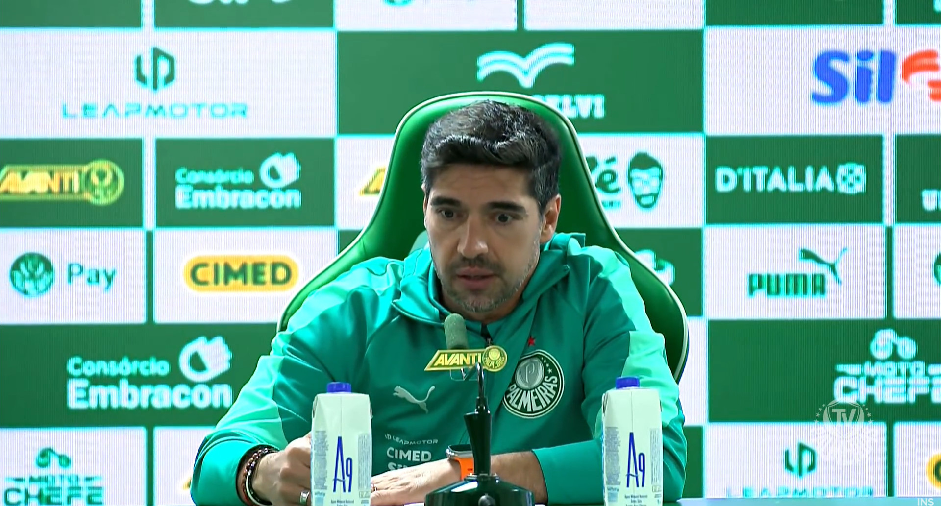 O Técnico Abel Ferreira em coletiva após o Derby.